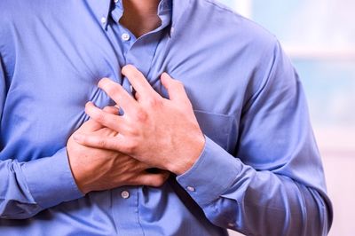 ۶ عاملی که فکر نمی‌کنید باعث ابتلا بیماری قلبی باشند